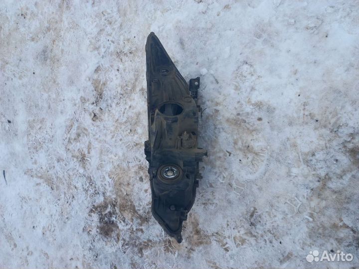 Хонда аккорд 8 передняя правая фара