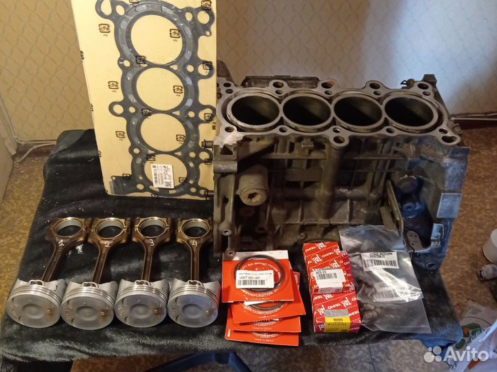 Продам двигатель Honda civic 8 поколения R18A1