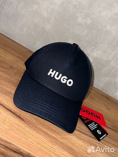 Кепка бейсболка hugo новая оригинал