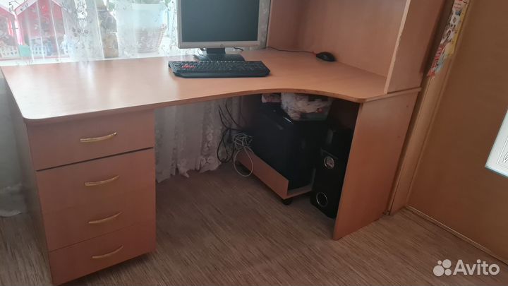 Письменный стол бу