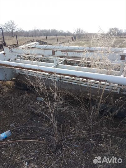 Комбайн кормоуборочный