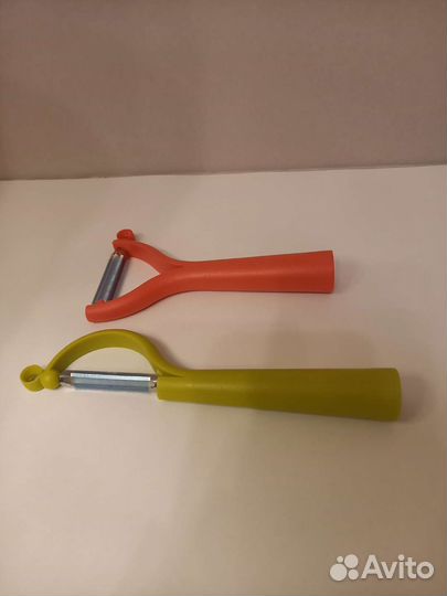 Ножи и овощечистки Tupperware