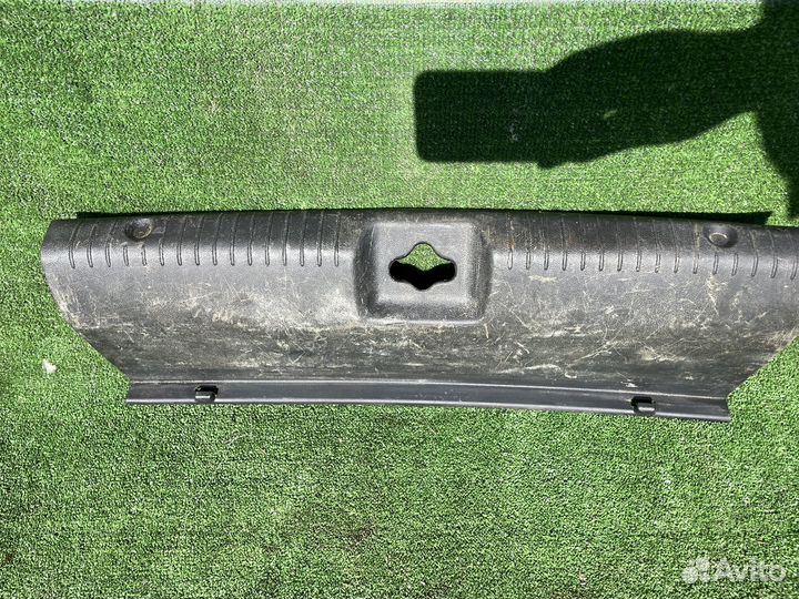 Обшивка багажника hyundai solaris 1