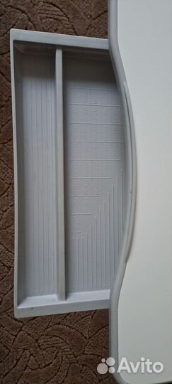 Растущая парта и стул б/у