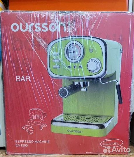 Кофеварка рожкового типа Oursson EM1505/IV