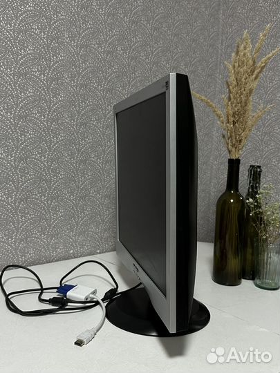 Монитор Viewsonic
