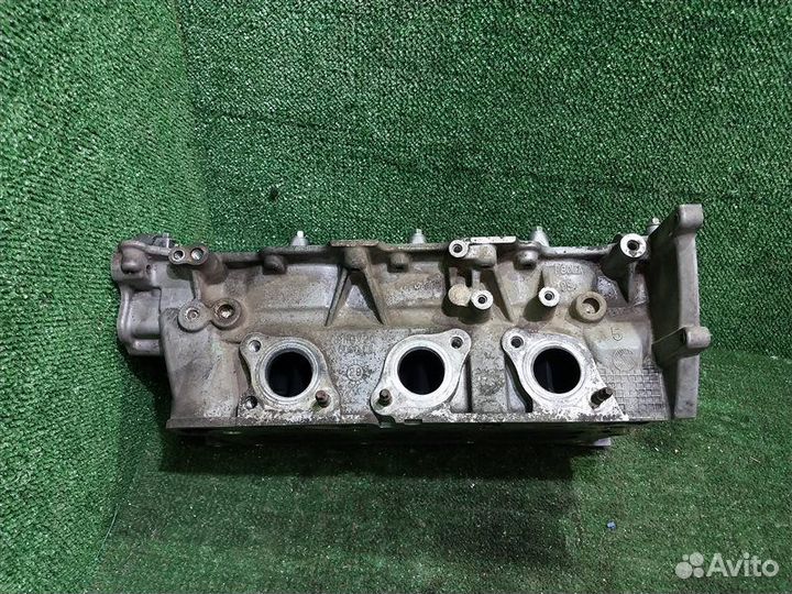 Головка блока цилиндров правая Land Rover