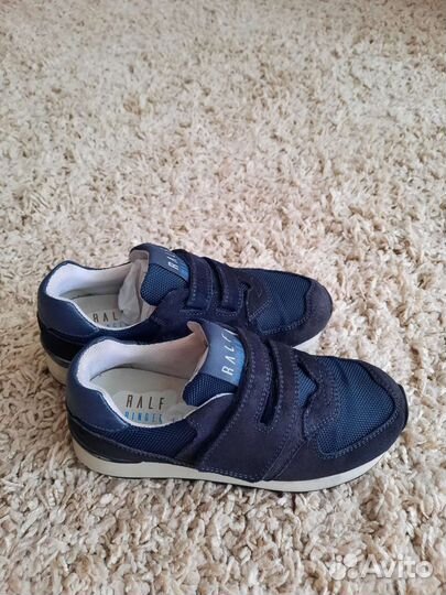 Кроссовки детские