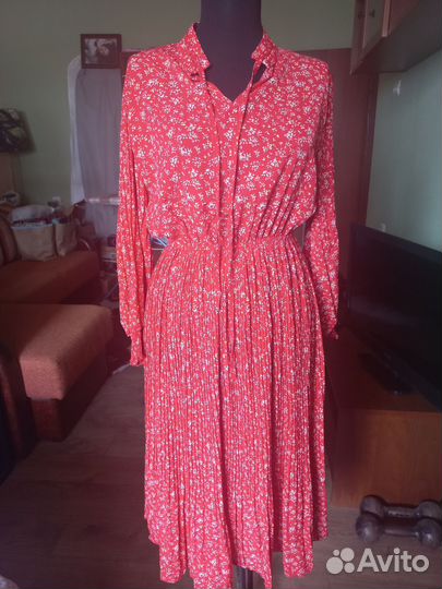 Красное платье миди с длинным рукавом 44-46