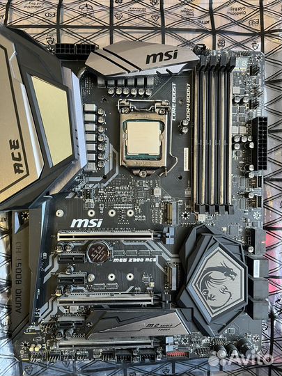 Процессор i7-9700K мат.плата MSI MEG Z390 ACE