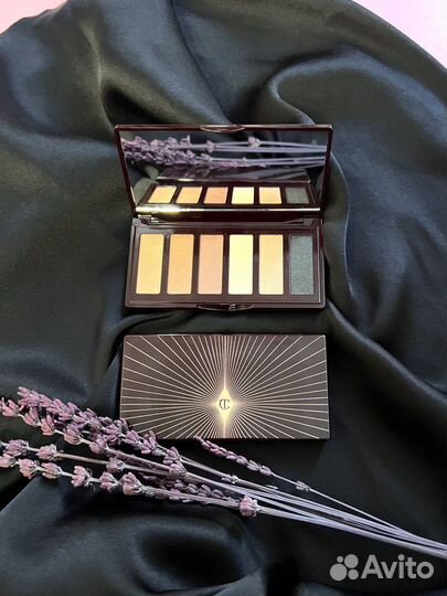 Тени Charlotte Tilbury Super Nudes