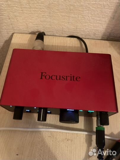 Аудиокарта Focusrite Scarlett Solo 4th Gen