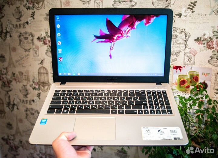 Стильный ноутбук \ ультрабук asus