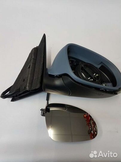 Зеркало элек. R Passat c 2001 г. с поворотником