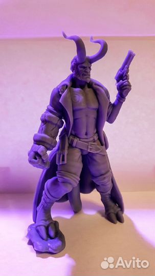 Хеллбой фигурка