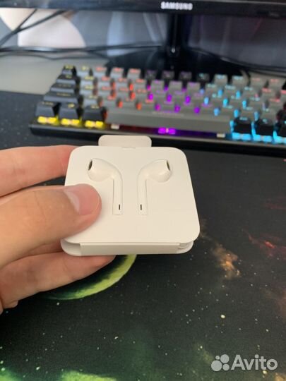 Наушники apple earpods lightning