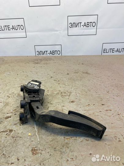 Педаль газа Kia Rio 3 1.4 2016