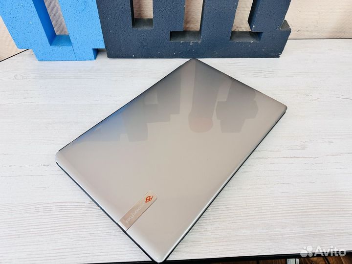 Игровой Ноутбук i3 6gb nvidia gt720