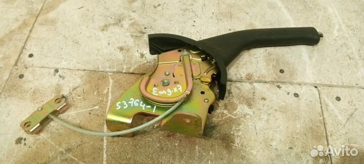 Рычаг стояночного тормоза (Geely Emgrand X7)