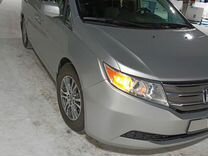 Honda Odyssey (North America) 3.5 AT, 2013, 300 000 км, с пробегом, цена 1 700 000 руб.