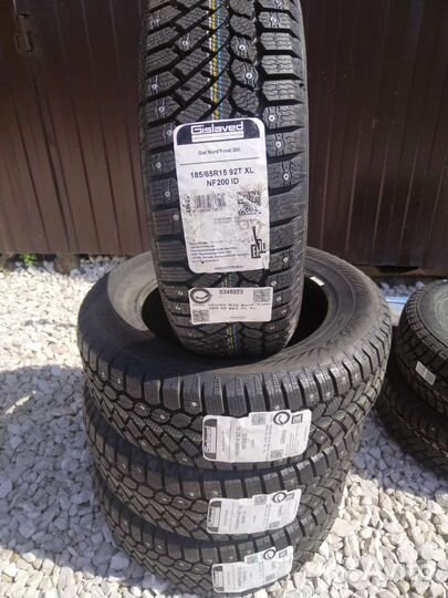 Gislaved Nord Frost 200 ID 185/65 R15 92T