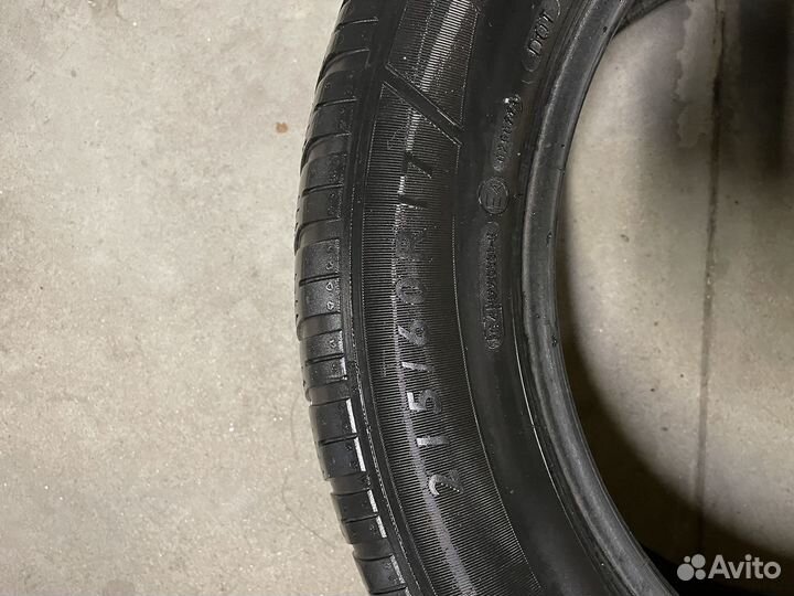 Michelin X-Ice 215/60 R17