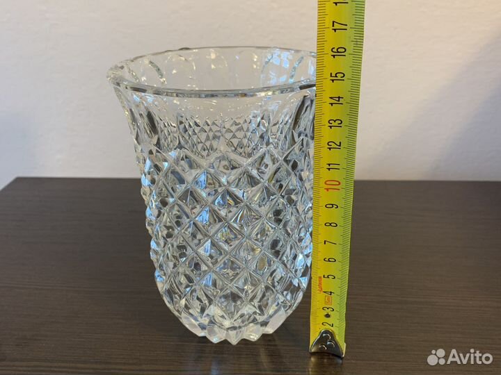 Ваза хрустальная