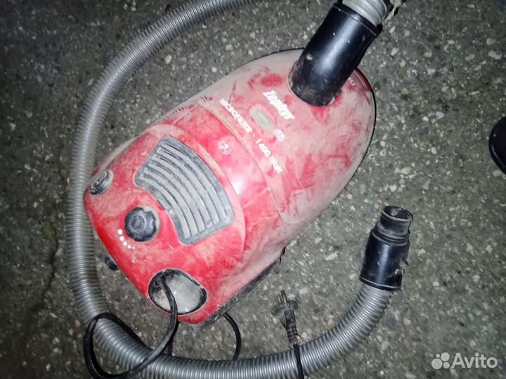 Пылесос, советский. Рабочий