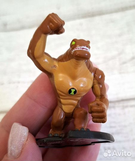 Коллекционная фигурка Ben 10 гумангозавр Cartoon