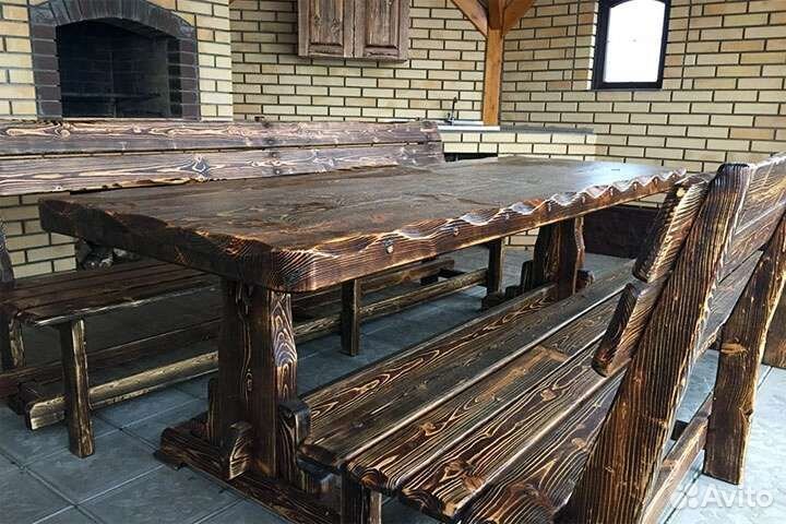 Стол из массива дерева сосна