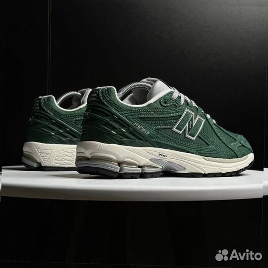 Кроссовки New Balance 1906R green