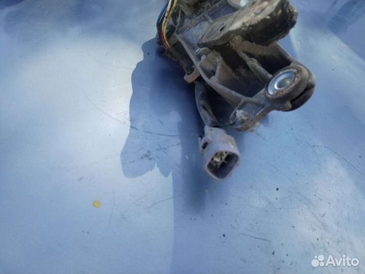 Трапеция дворников Субару трибека б9