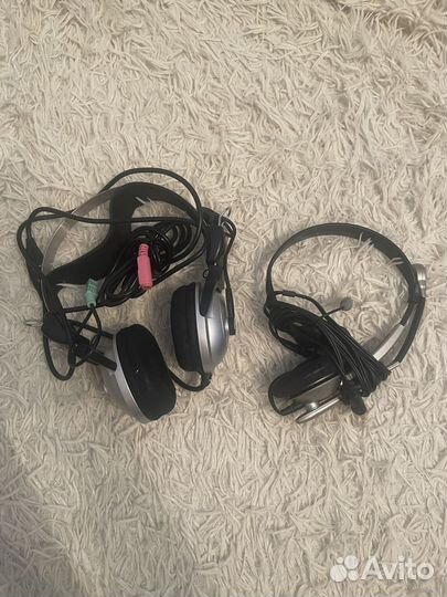 Телефоны и аксессуары пакетом