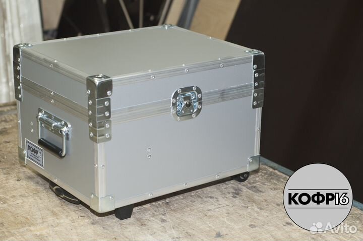 Кофр - чемодан из алюминиевого композита