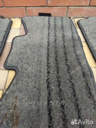 Комплект оригиналтных ковров Таета Цельсиор