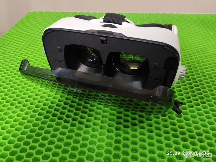 Очки виртуальной реальности для телефона OYO VR Y4