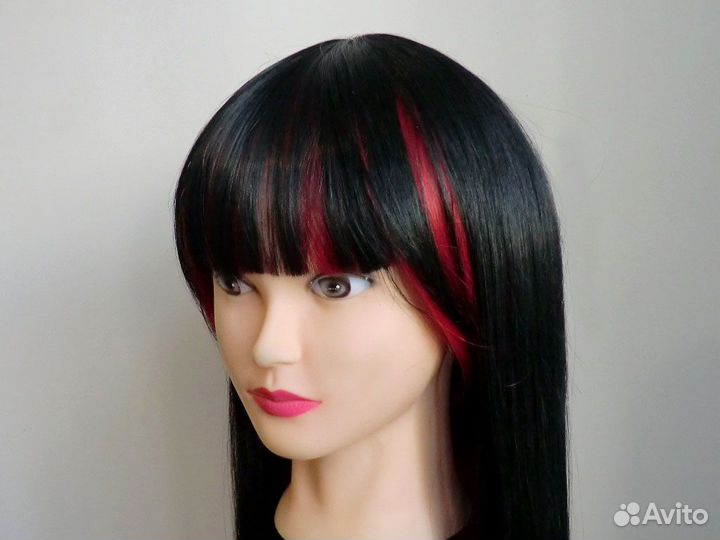 Парик длинный чёрный с красными прядями