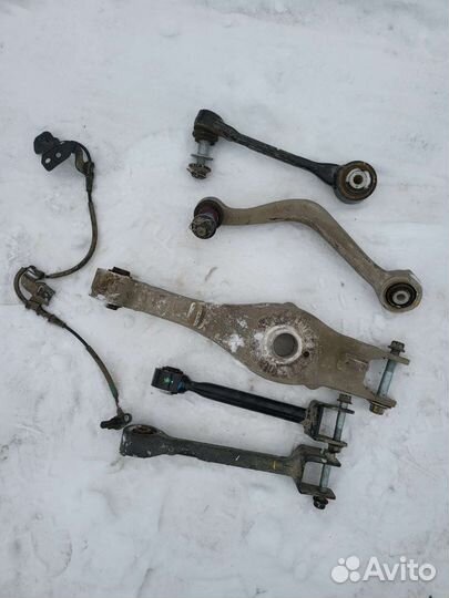 Новый задний рычаг кулак Genesis G80 2019