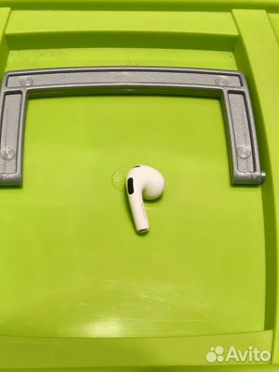 Наушник airpods 3 правый