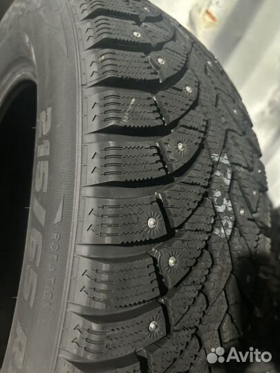 Pirelli Formula Ice 215/65 R16