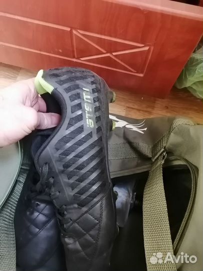 Продам бутсы