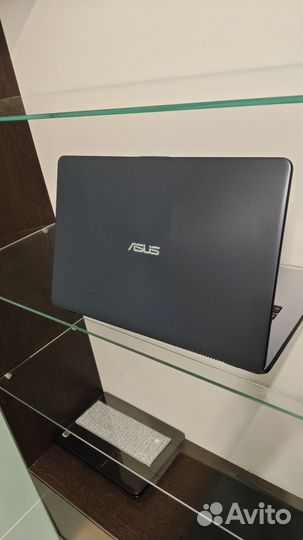 Asus D705B, 17 дюймов, nvme 256гб. 2020г