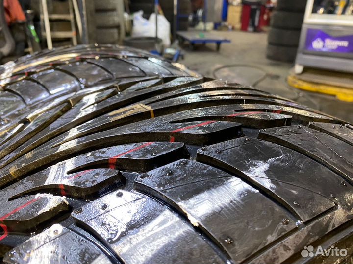 Dunlop SP Sport 9000 285/30 R20 ZR