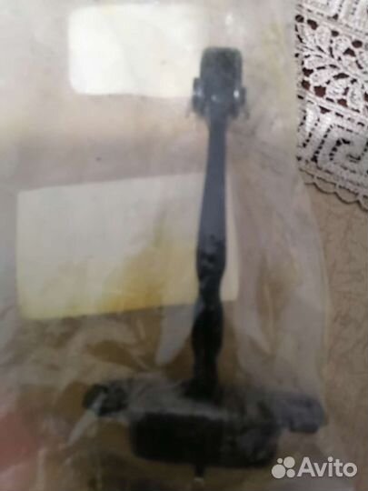 Ограничитель двери hyundai solaris