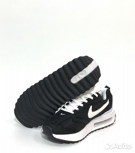 Кроссовки мужские Nike Air Max Dawn