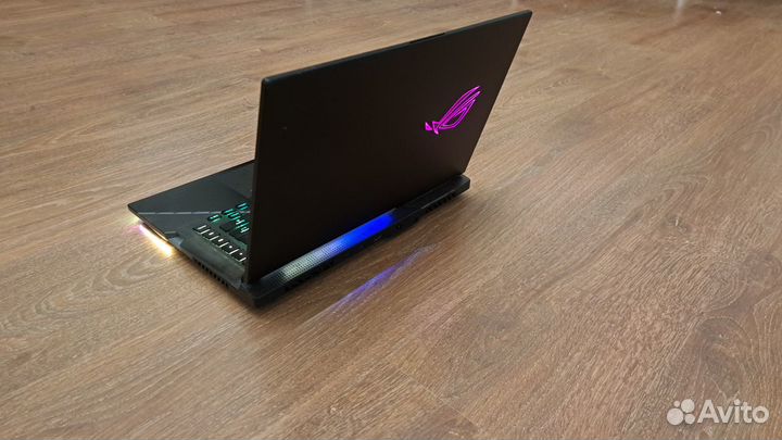 Игровой ноутбук Asus rog strix scar 15