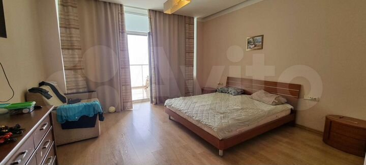 2-к. квартира, 132,6 м², 6/19 эт.