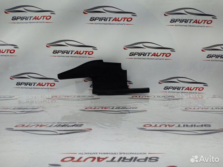 Накладка крыла передняя левая Kia Sedona 3 G6DH