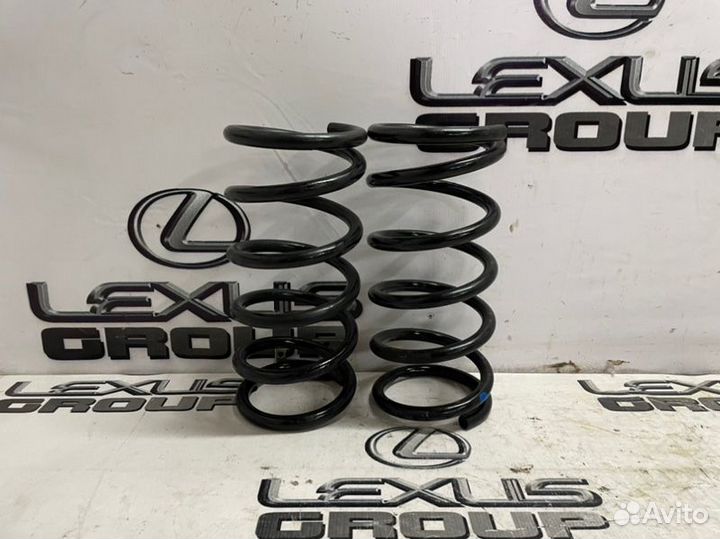 Пружина амортизатора задняя Lexus Rx450H GYL25