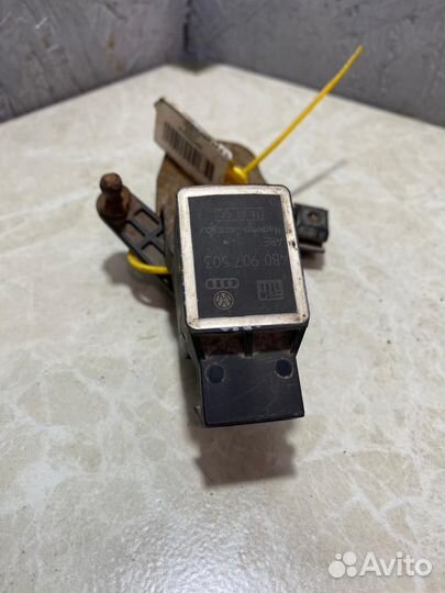Датчик дорожного просвета задний audi А6 С5